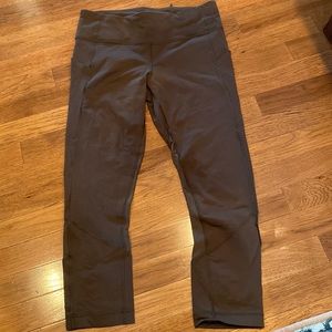 Lululemon pants size 6
